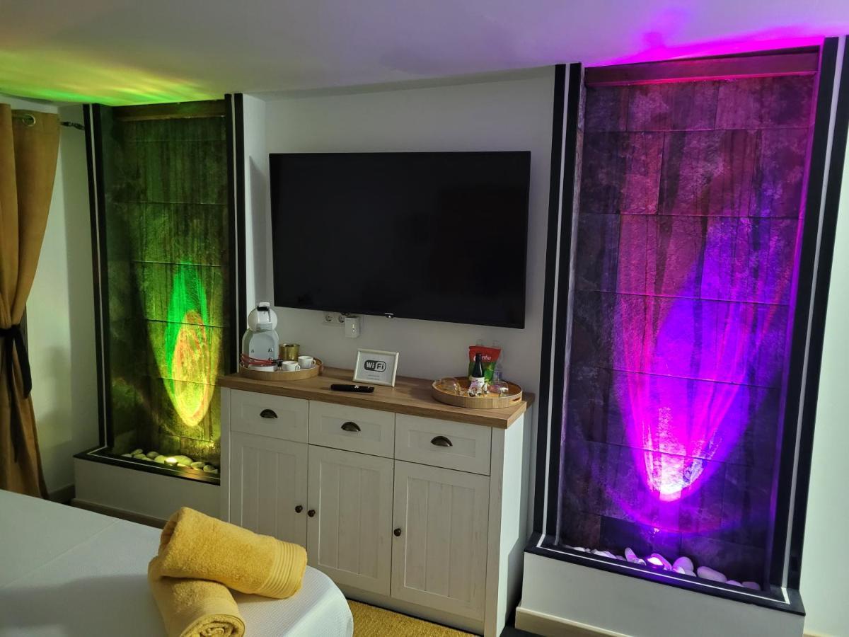 Lajita Chabela'S Water Wall מראה חיצוני תמונה